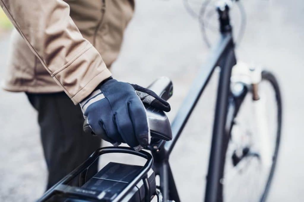 washing cycling gloves